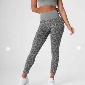 NVGTN Khaki Green Leopard Seamless Leggings